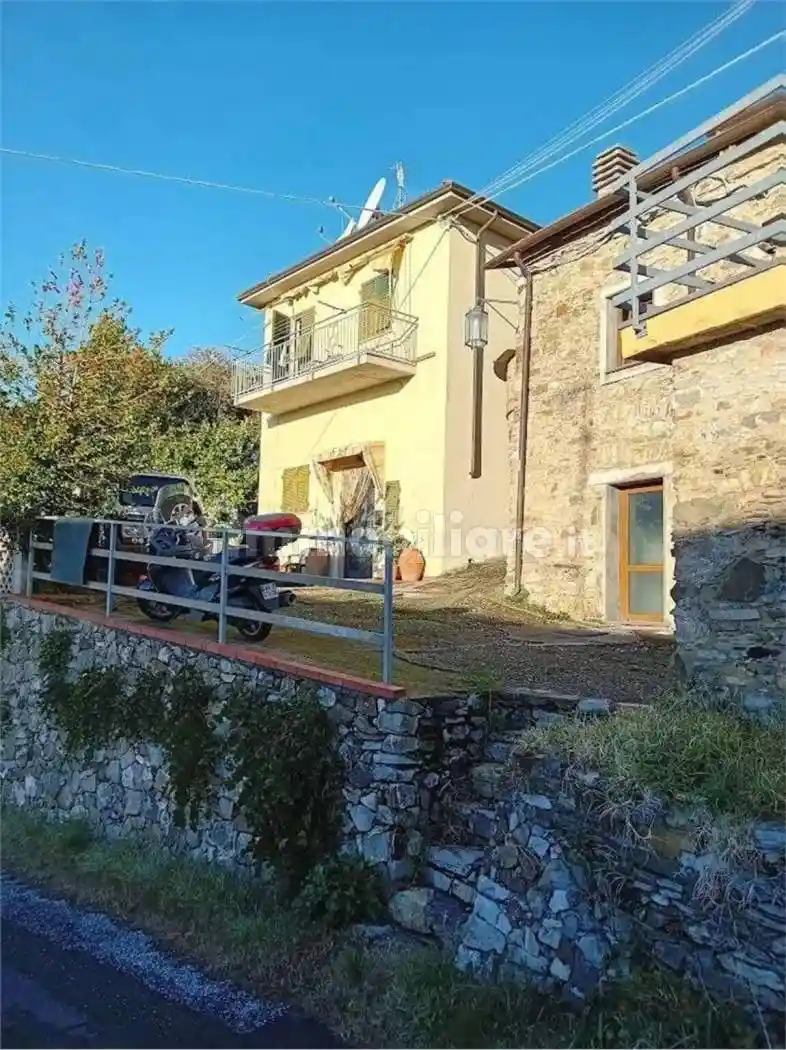 Villa in vendita a Fosdinovo