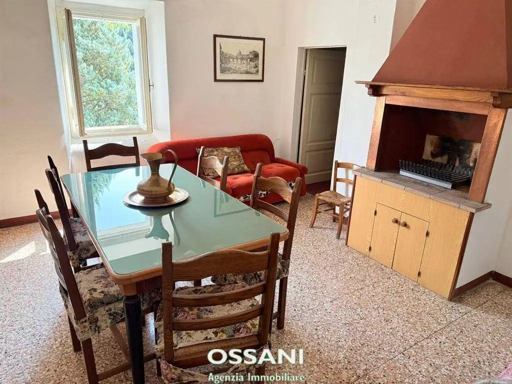 Appartamento in vendita a Tredozio