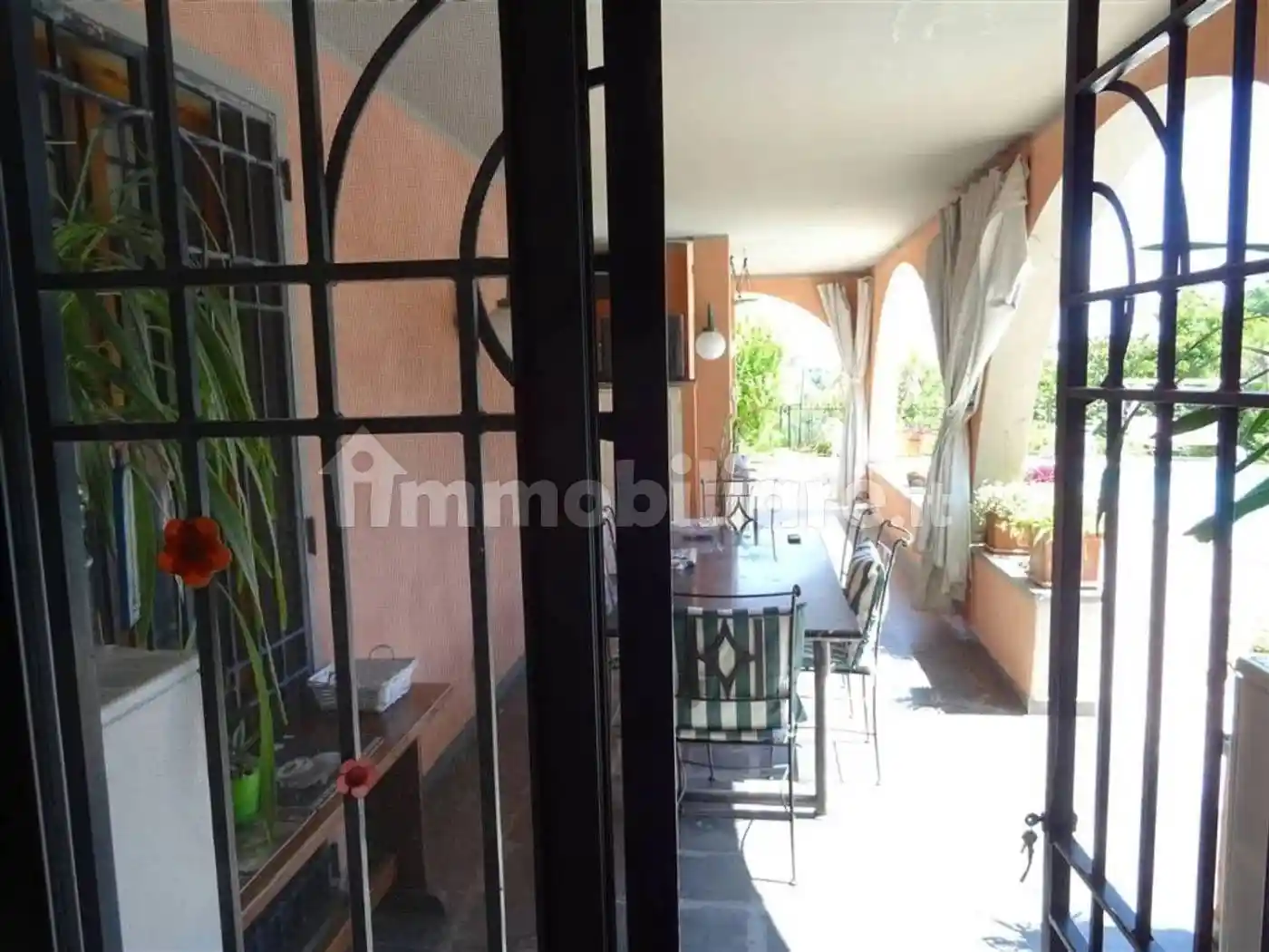 Villa in vendita a Sarzana