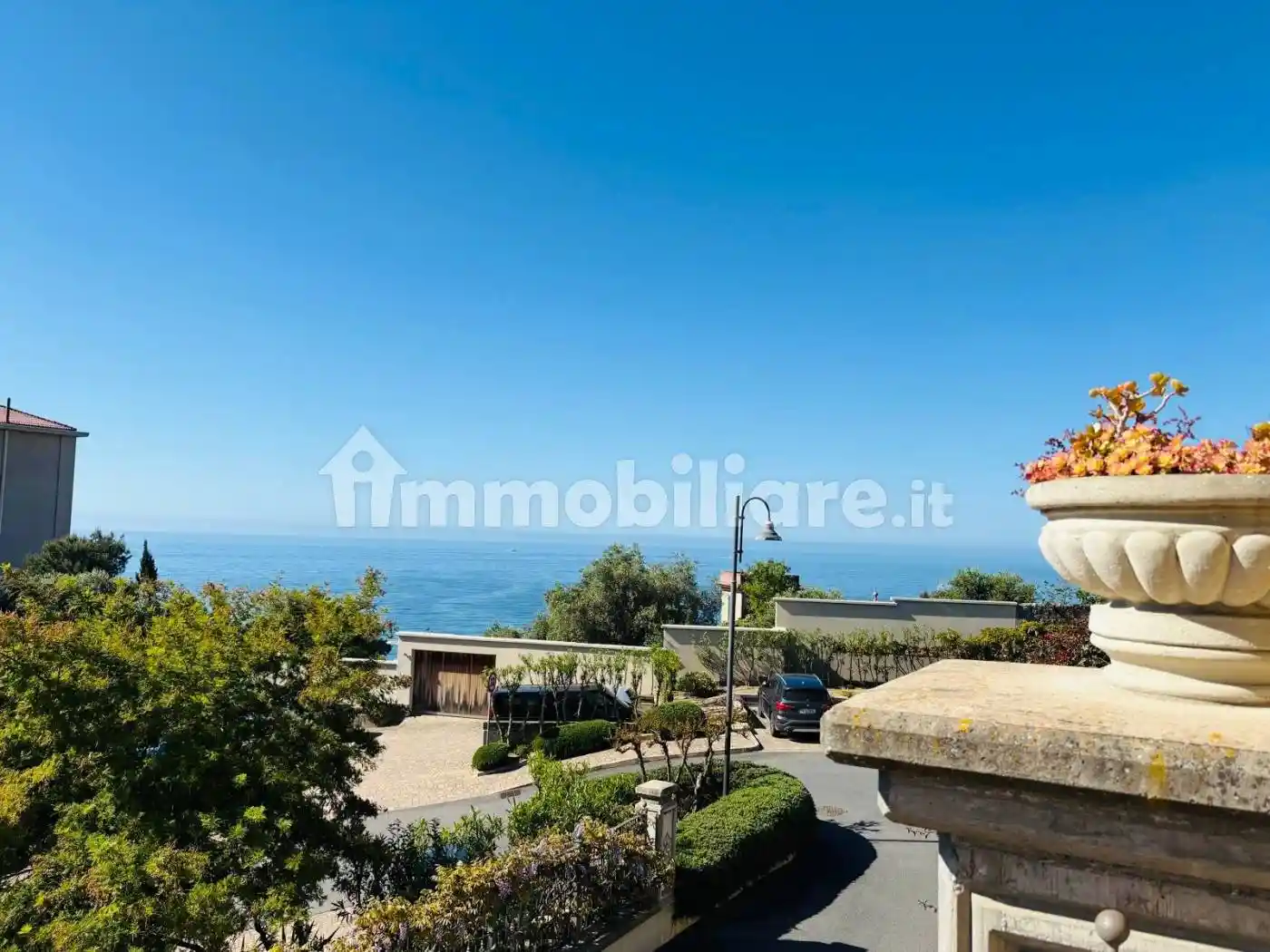 Appartamento in vendita a Imperia