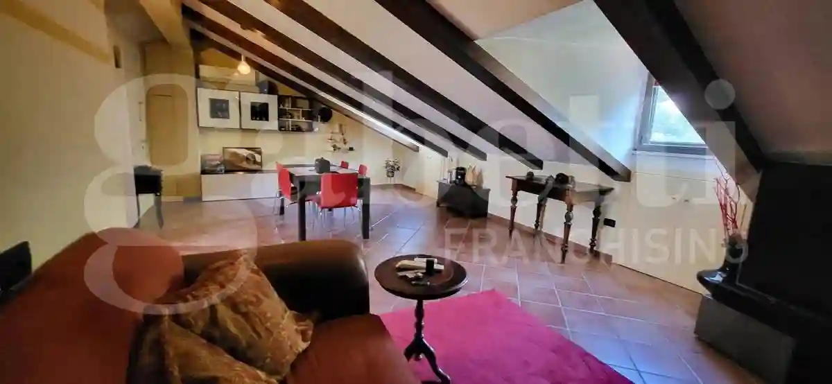 Attico - Mansarda - foto 2