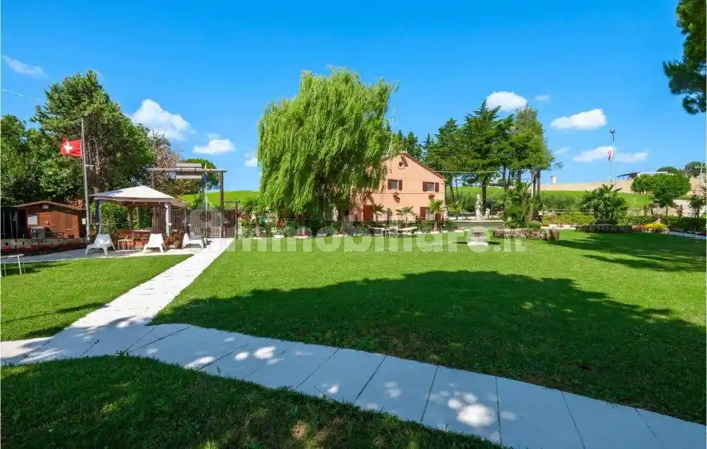 Villetta a schiera in vendita a Ostra Vetere