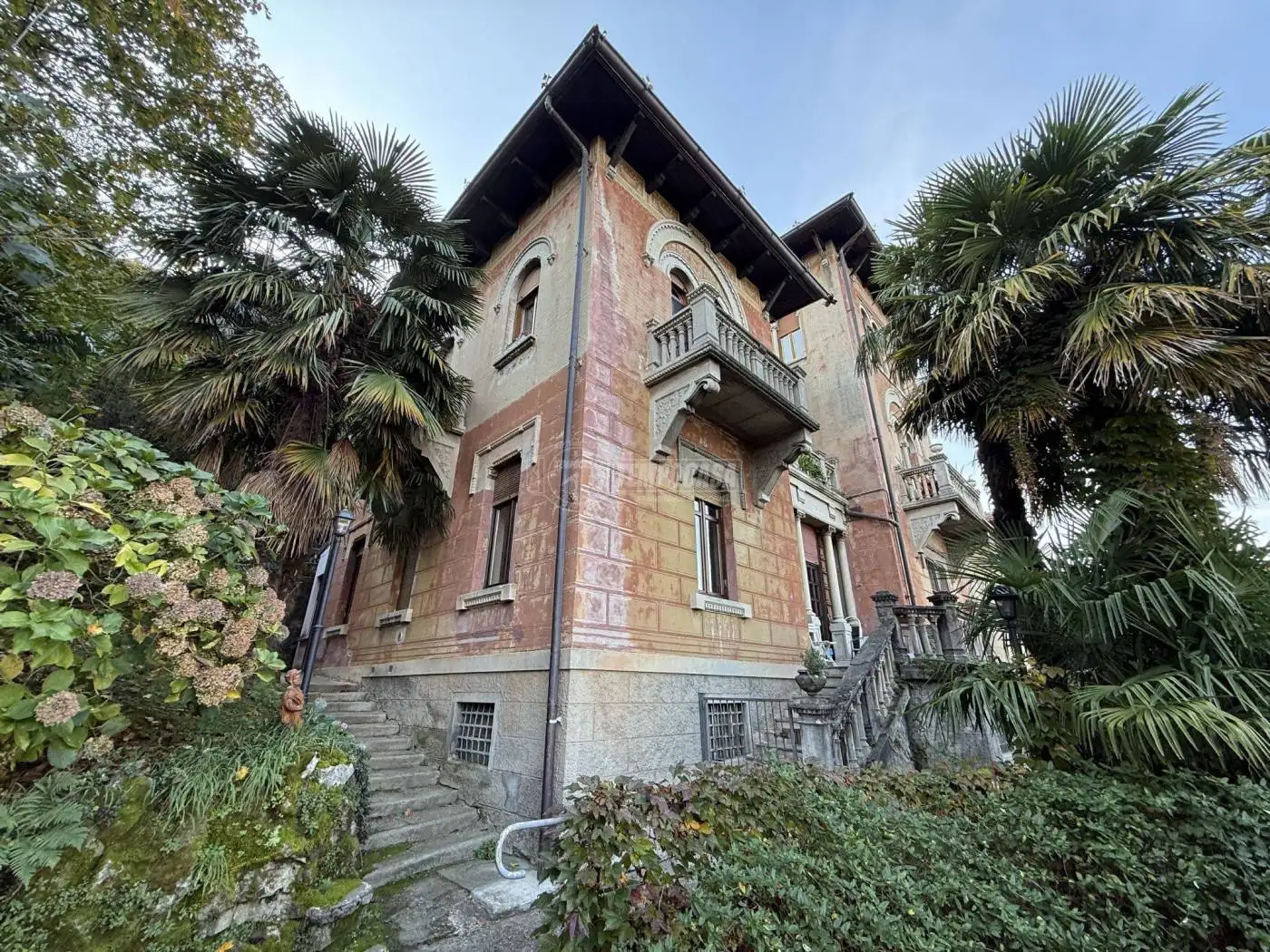 Appartamento in vendita a Como