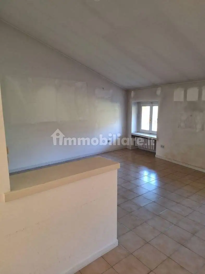 Trilocale buono stato, secondo piano, Centro, Bosisio Parini - foto 5