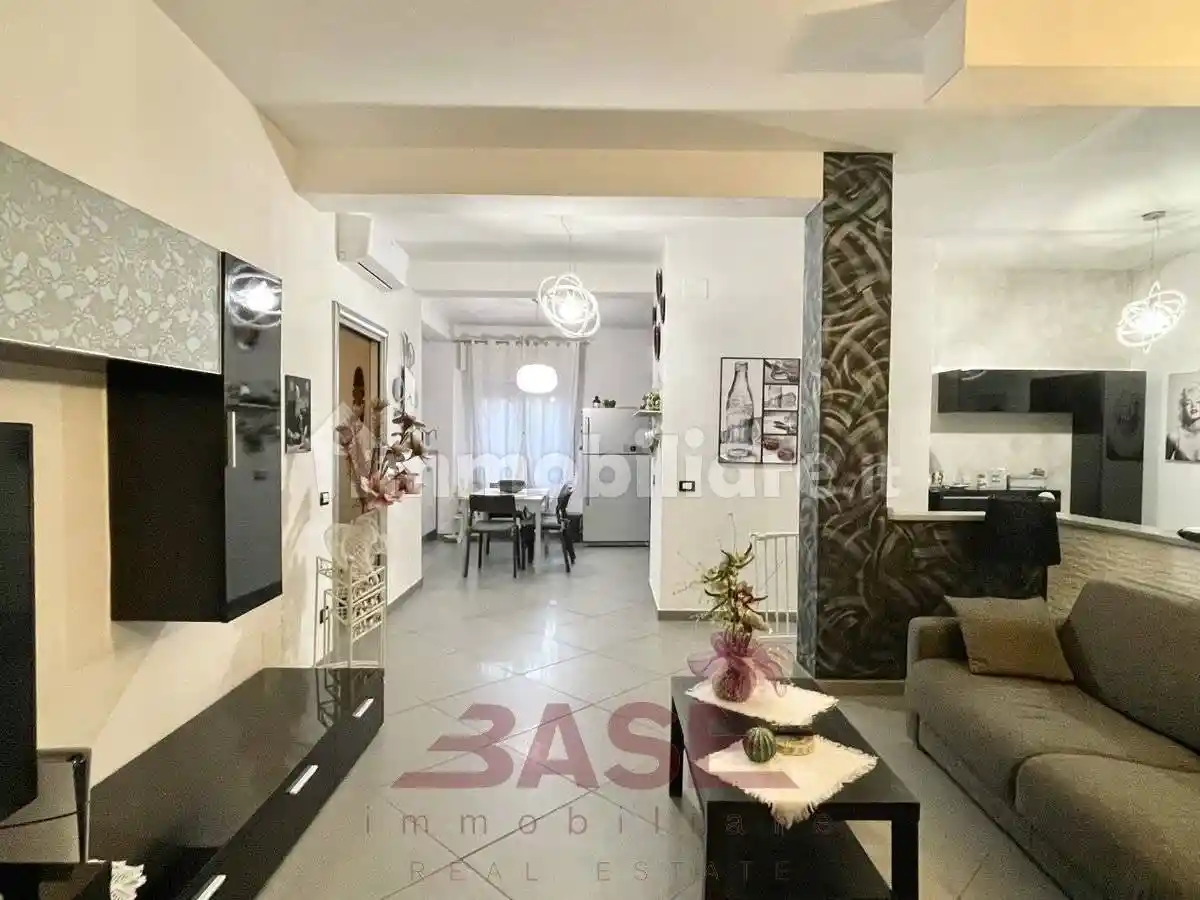 Appartamento in vendita a Cecina