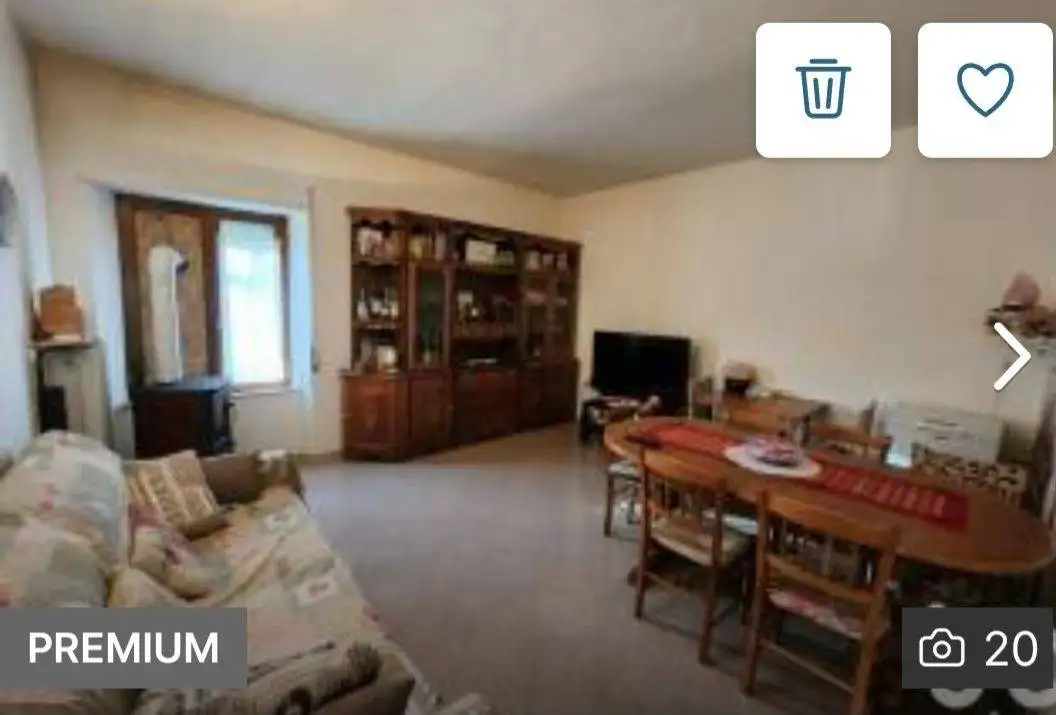 Casa indipendente in vendita a Gualdo