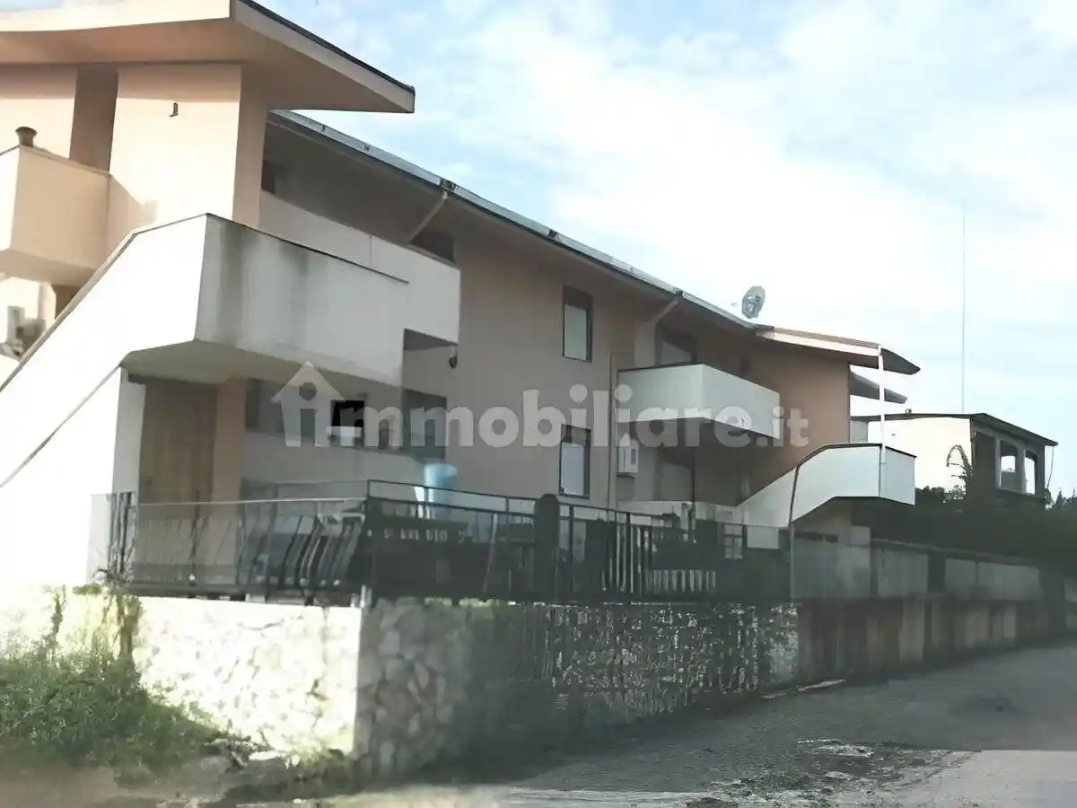 Appartamento in vendita a Caronia