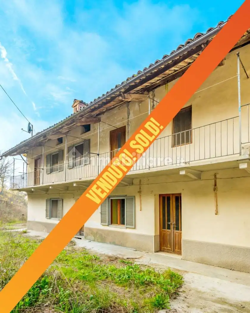 Villa in vendita a Farigliano