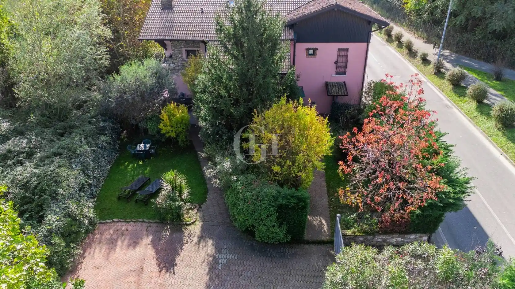 Villa in vendita a Desenzano del Garda