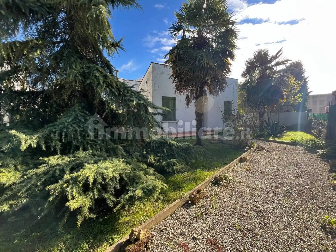 Villa in vendita a Luzzara