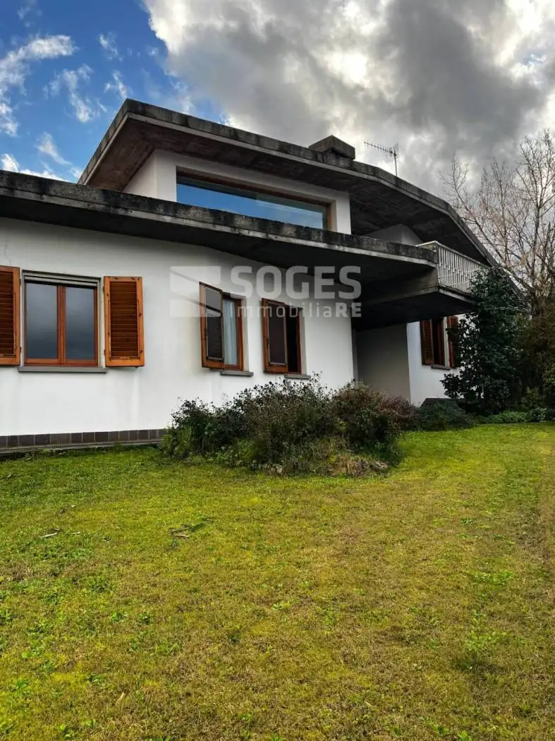 Villa in vendita a Figline e Incisa Valdarno