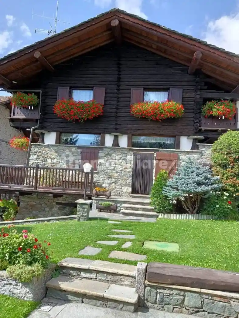 Rustico - Casale in vendita a Saint-Vincent