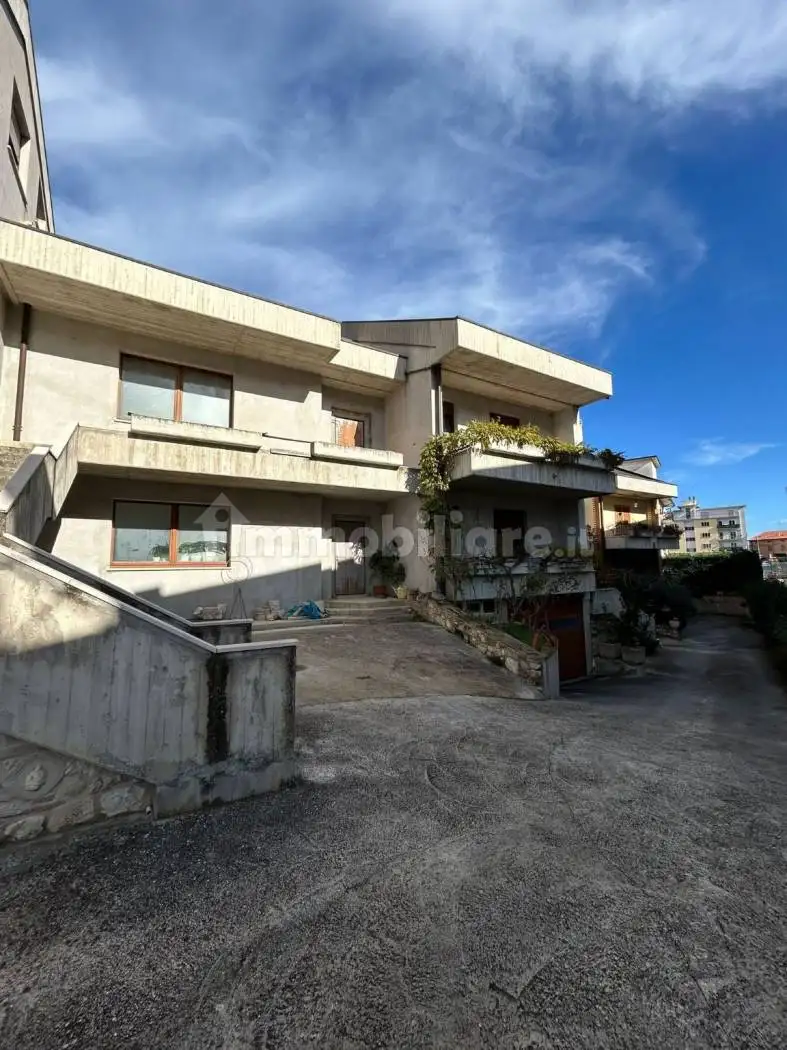 Villa in vendita a Guardiagrele