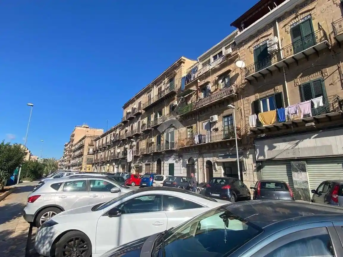 Appartamento in vendita a Palermo