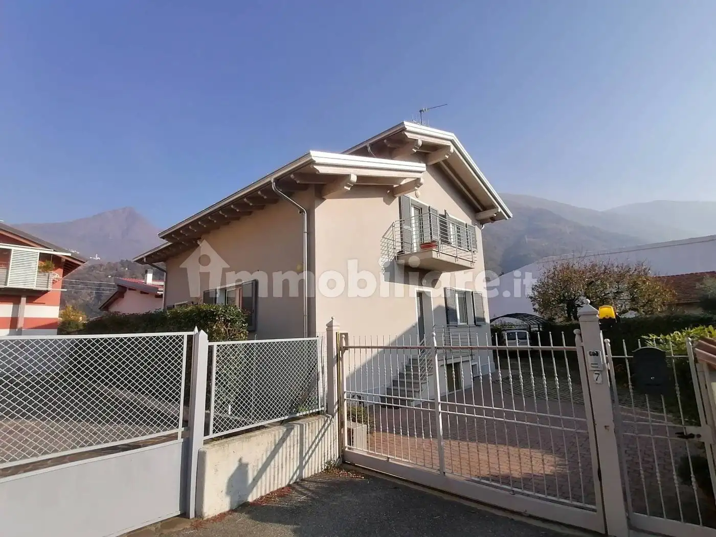 Villa unifamiliare via al Cantiere 7, Centro, Dervio - foto 2