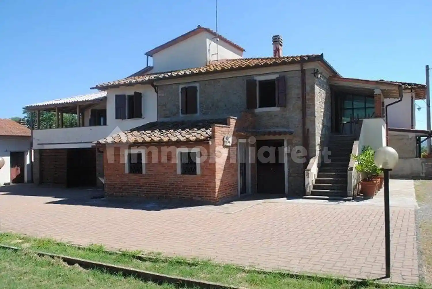 Rustico - Casale in vendita a Cortona