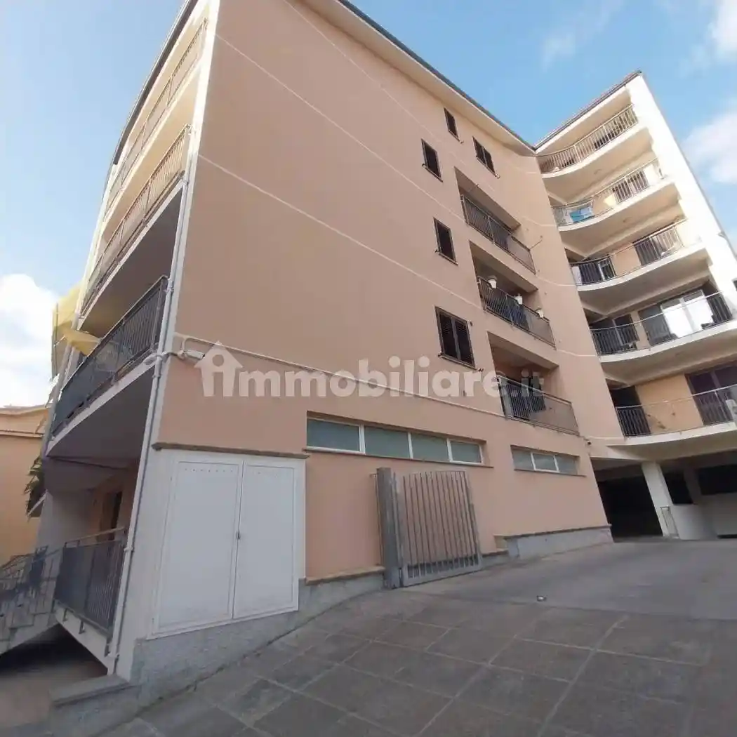 Trilocale piazza Cappuccini, 2, Centro, Amantea - foto 2