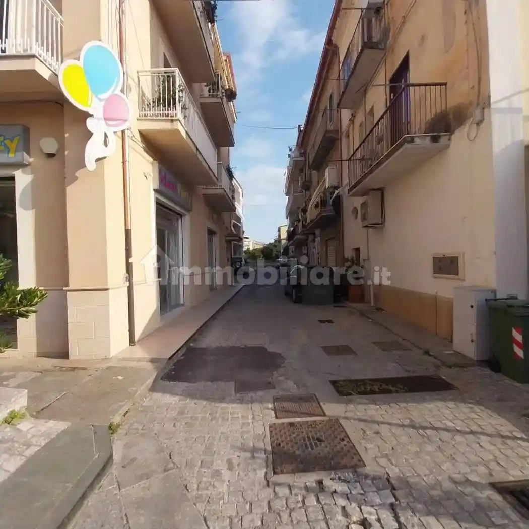 Trilocale piazza Cappuccini, 2, Centro, Amantea - foto 4