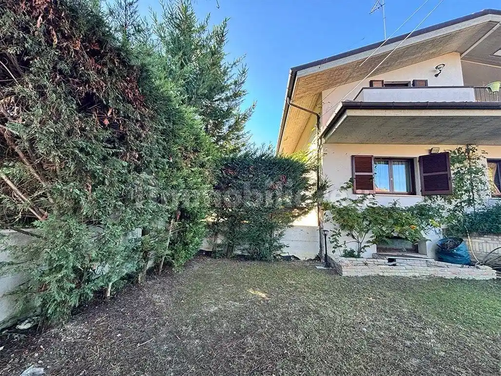 Villa unifamiliare via Fonte dell'Olmo Est, Montesilvano Colle, Montesilvano - foto 2