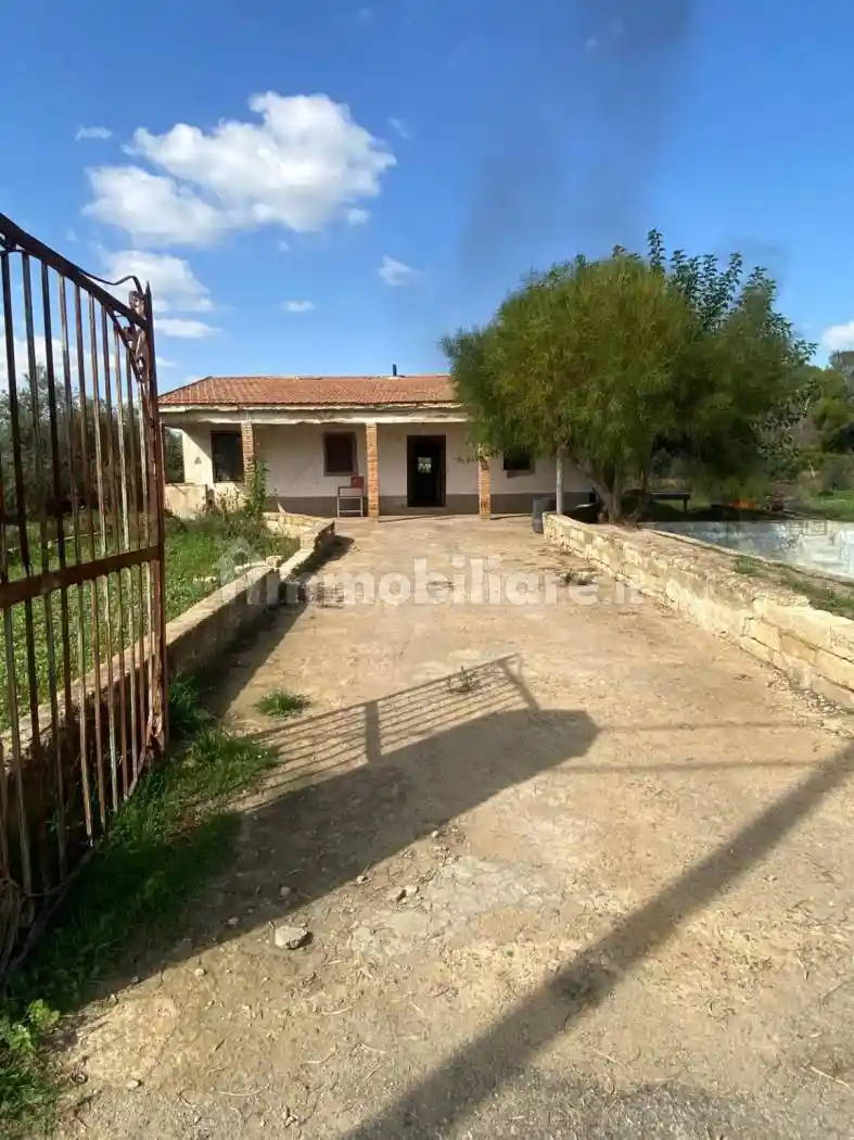 Villa in vendita a Caltagirone