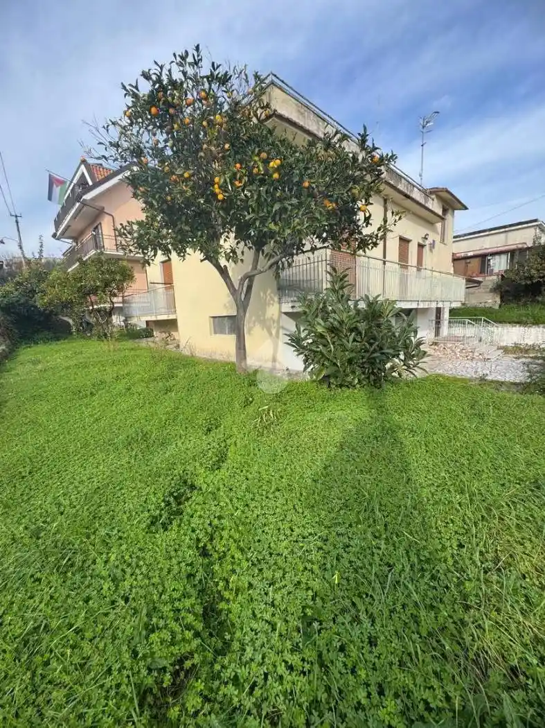 Villa in vendita a Minturno