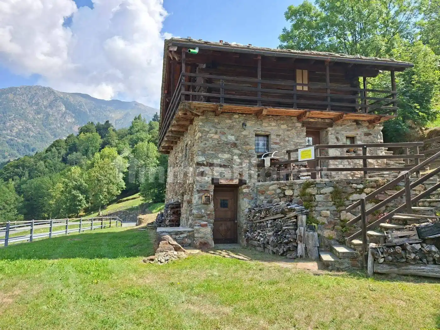 Rustico - Casale in affitto a Fontainemore
