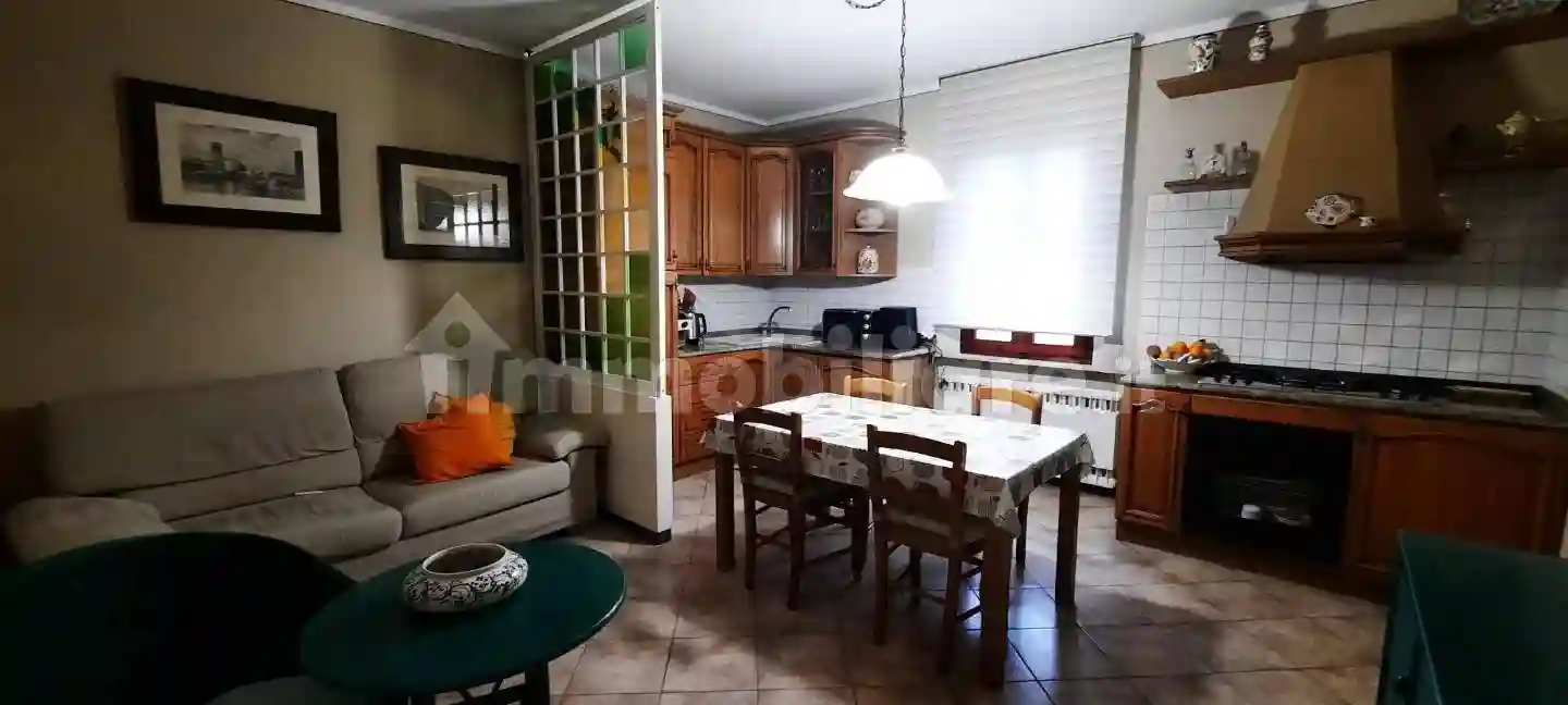 Casa indipendente - foto 2