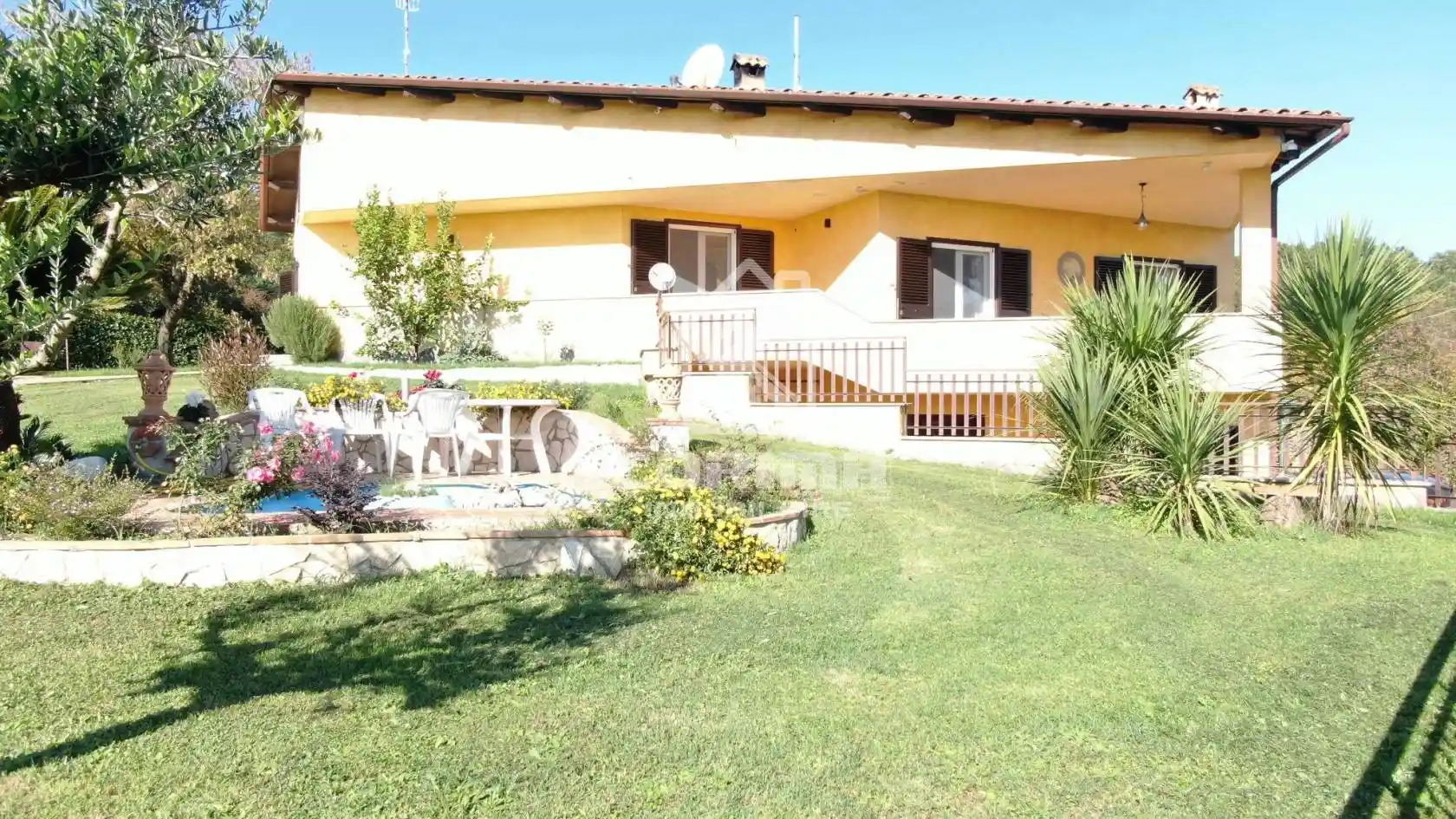 Villa in vendita a Lariano