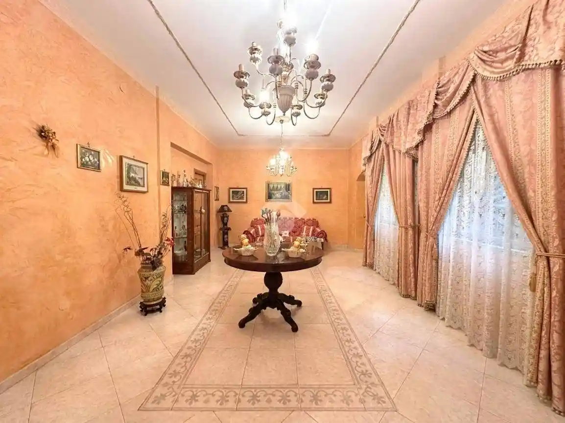 Appartamento in vendita a Palermo