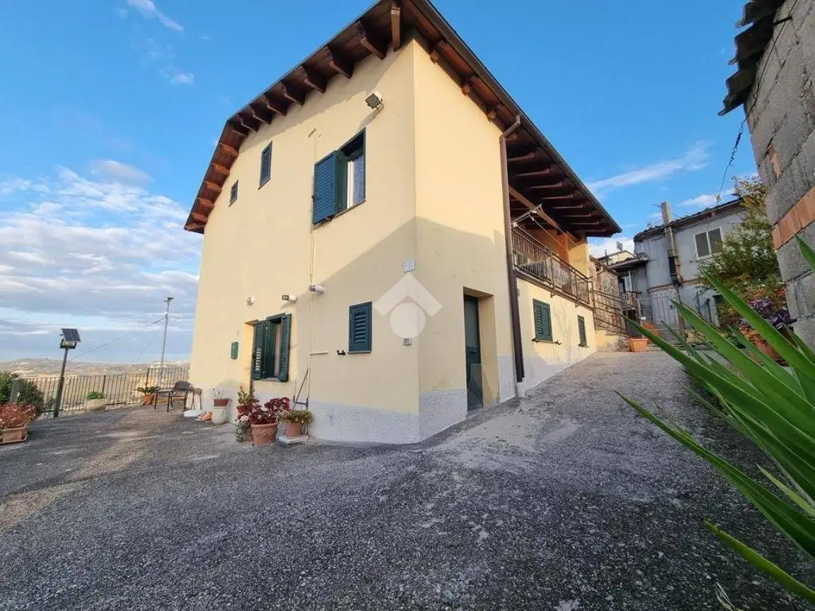 Villetta a schiera in vendita a Basciano