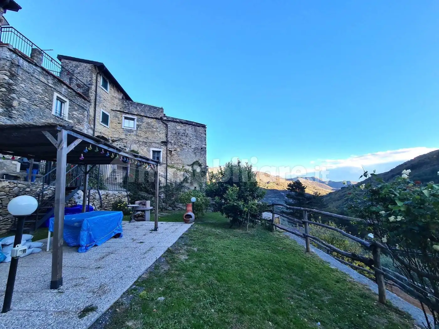 Casa indipendente in vendita a Erli