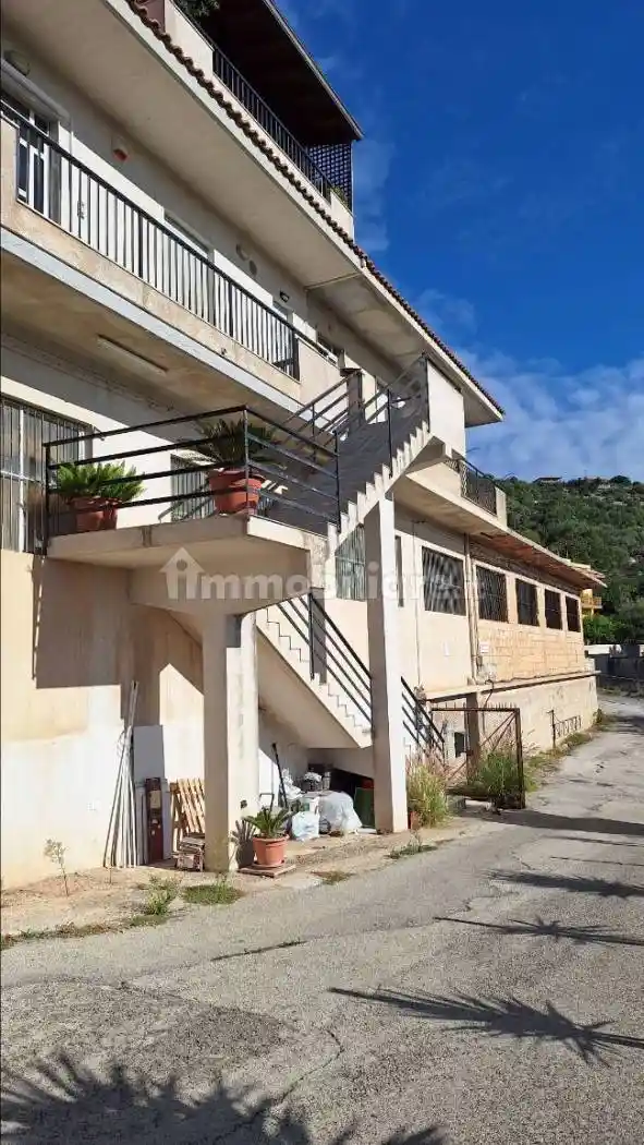 Palazzo - Edificio in vendita a Modica