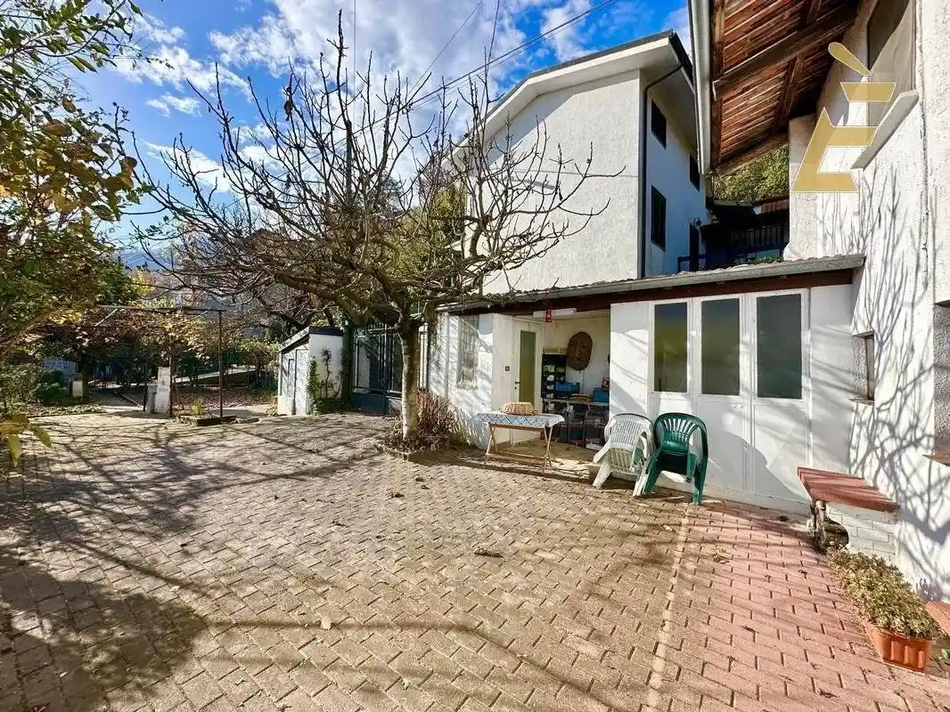 Rustico - Casale in vendita a Cumiana