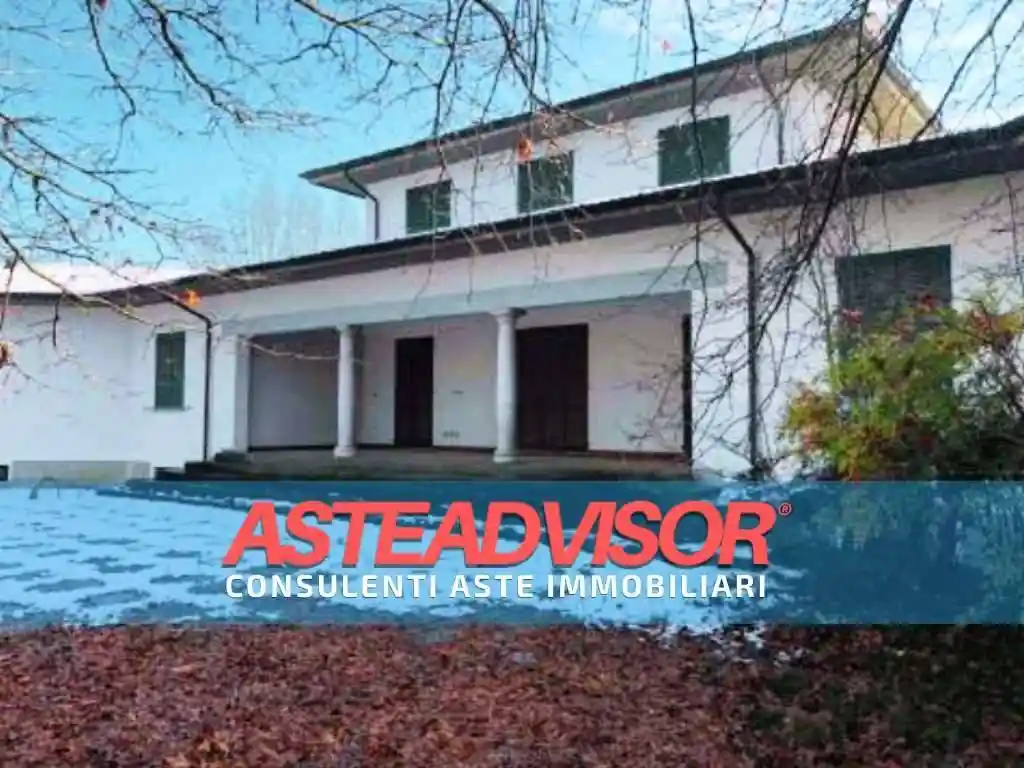 Villa in vendita a Gazzola