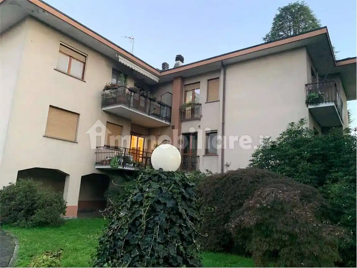 Appartamento in vendita a Castelletto Sopra Ticino