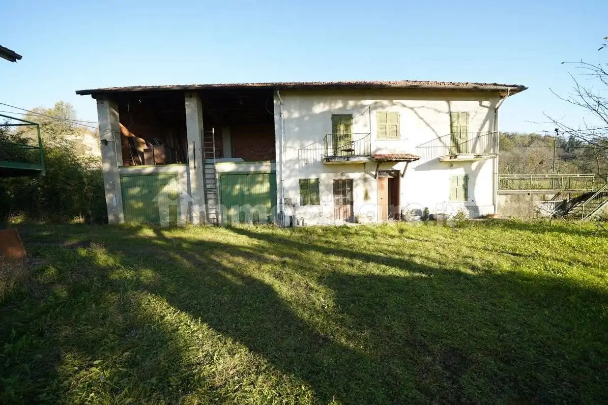 Rustico - Casale in vendita a Cremolino