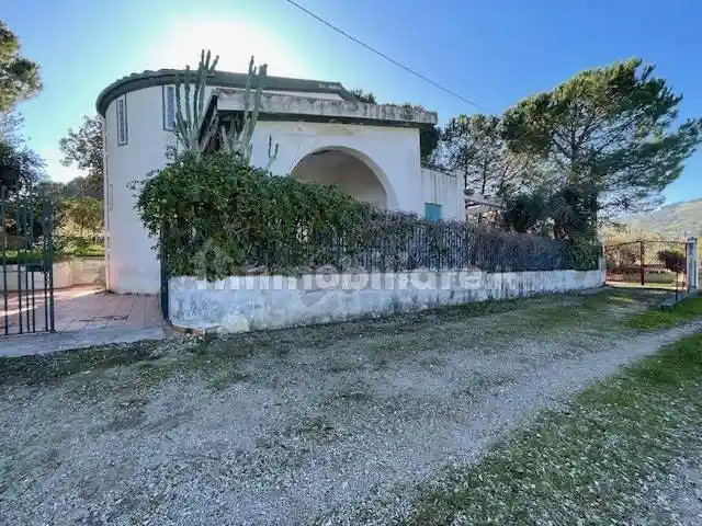 Villa in vendita a Casteldaccia