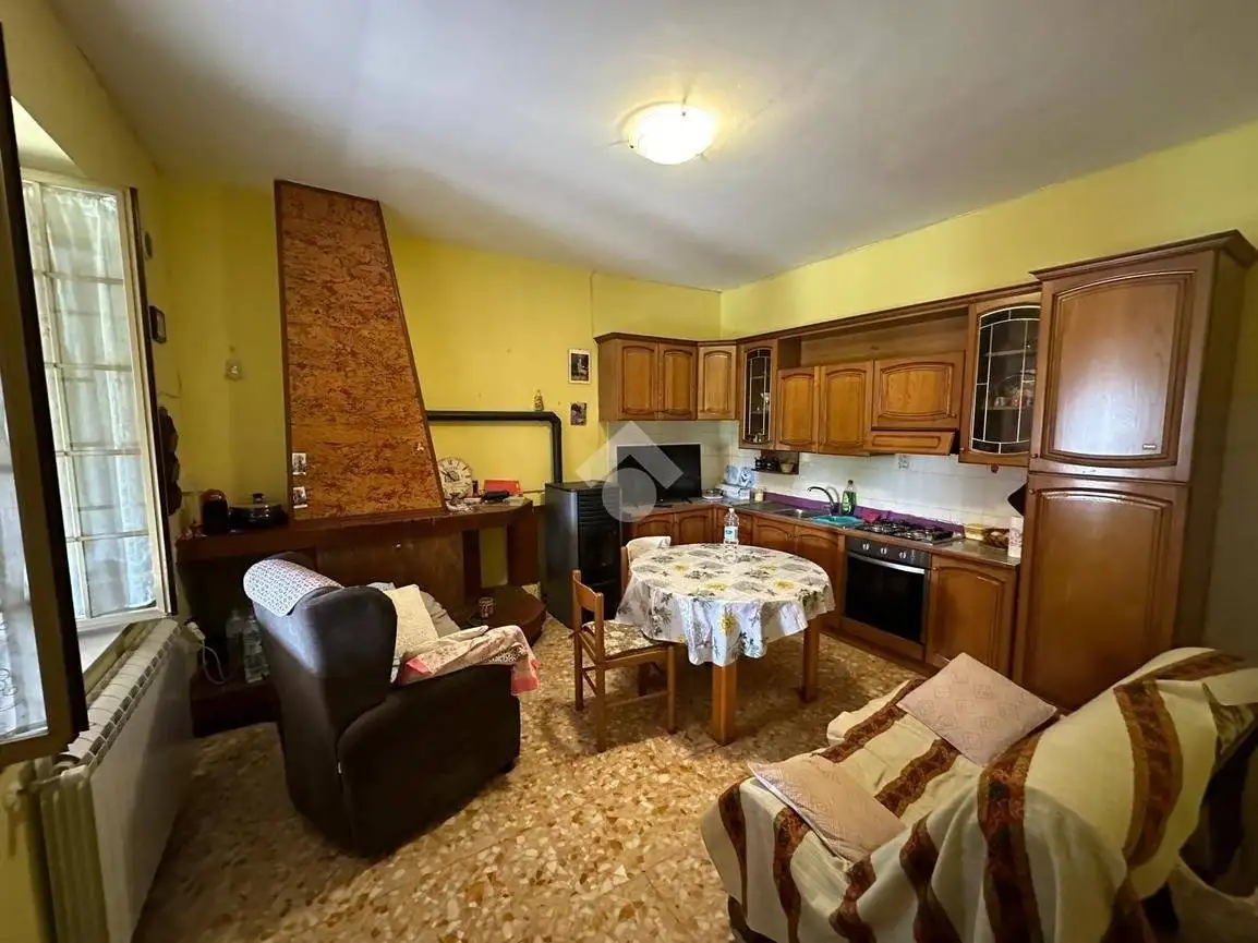 Appartamento in vendita a Castelliri