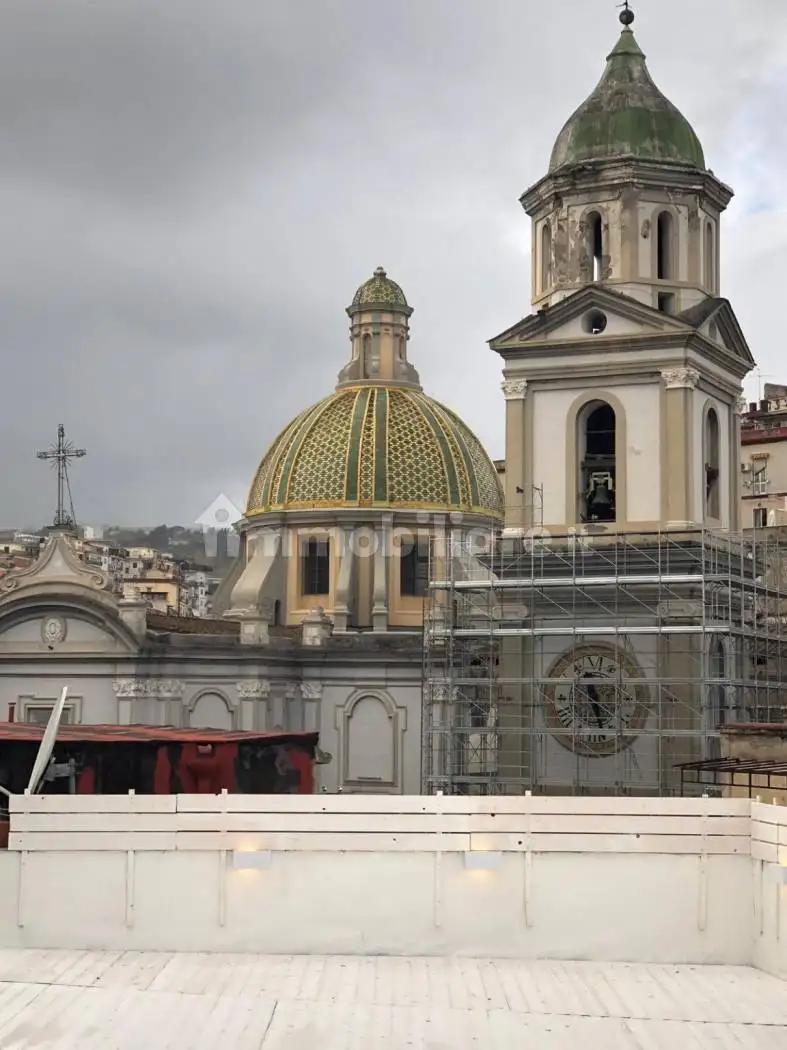 Appartamento in vendita a Napoli