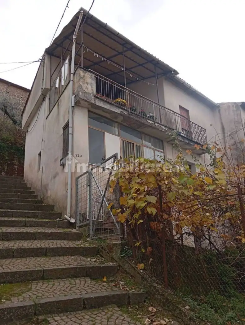 Casa indipendente in vendita a Piaggine