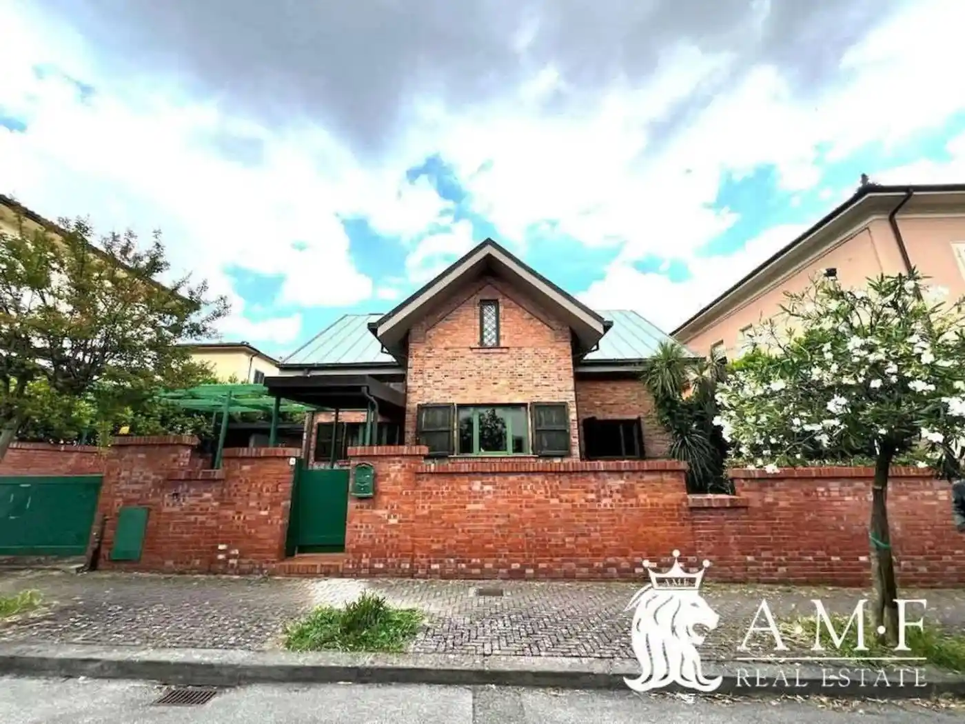 Villa in vendita a Montecatini-Terme