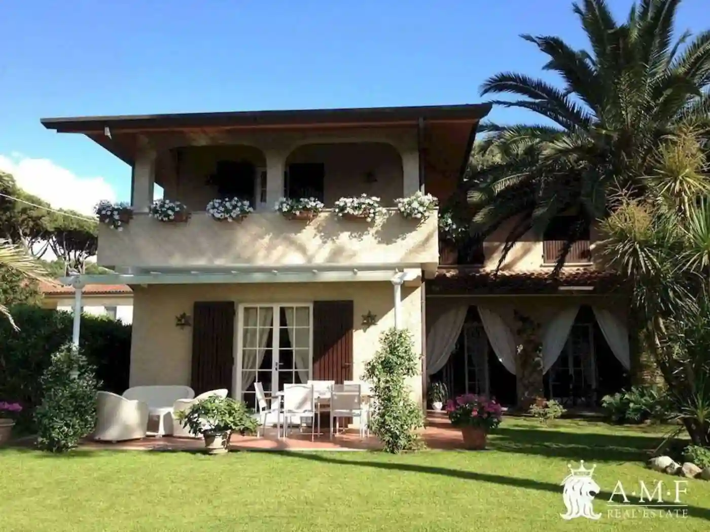 Villa - foto 2