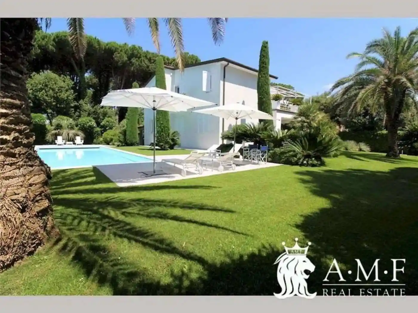 Villa in vendita a Forte dei Marmi