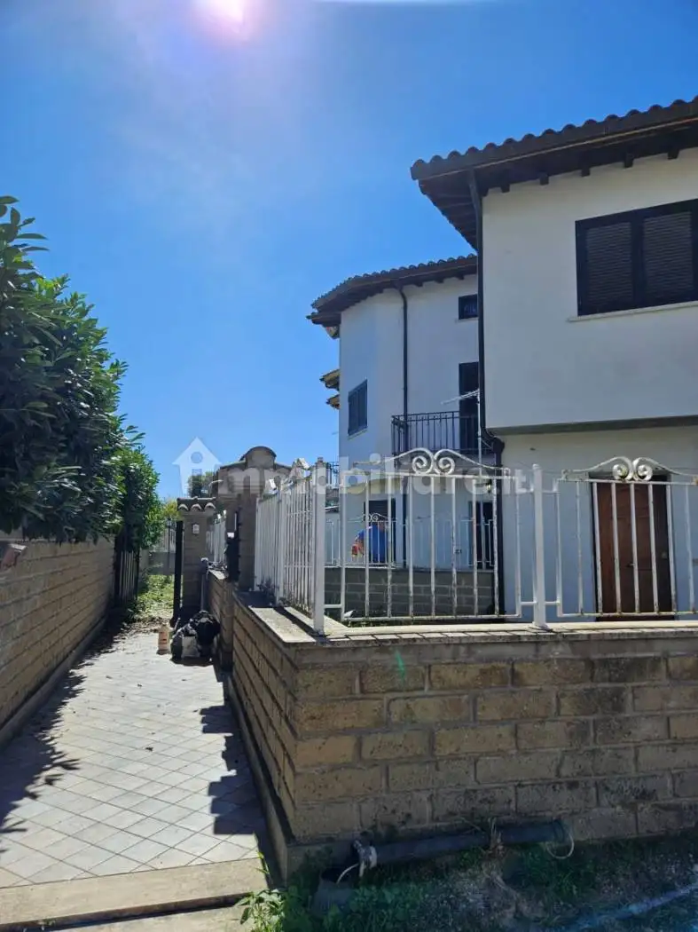 Appartamento in vendita a Calcata