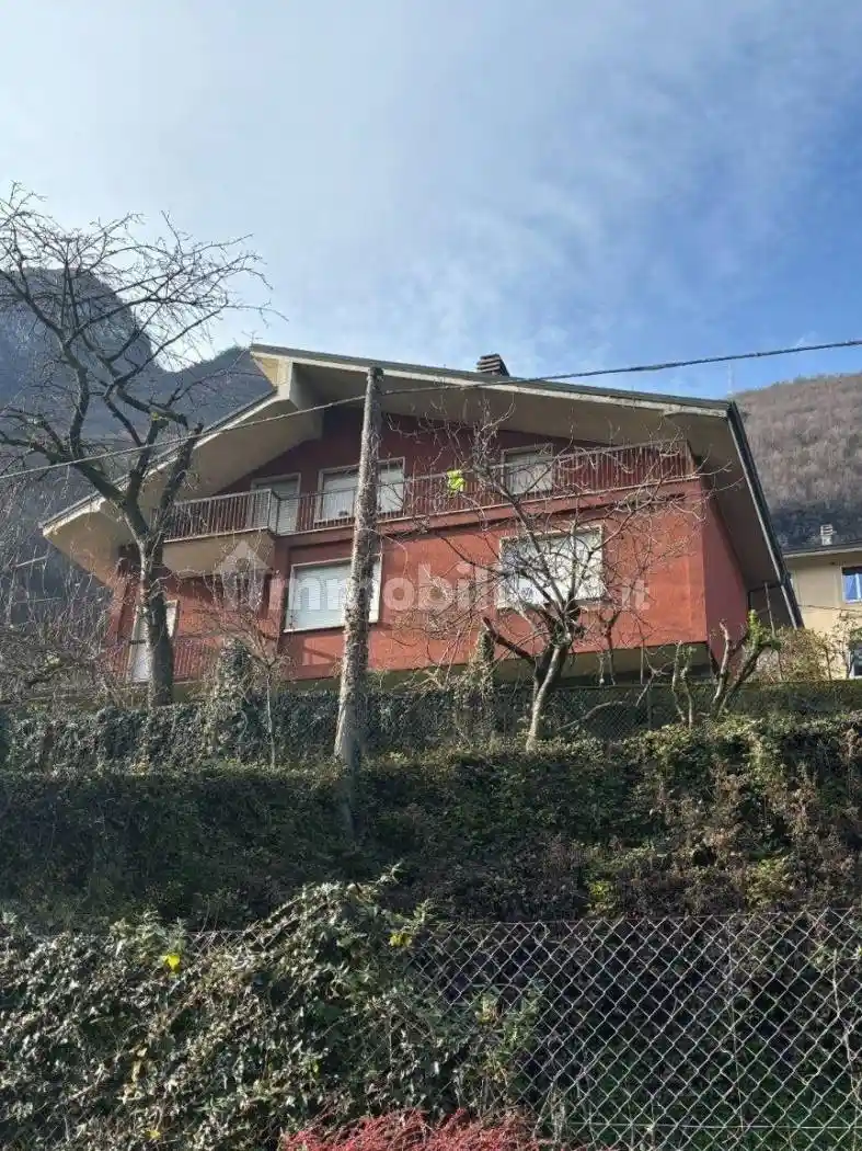 Villa in vendita a San Pellegrino Terme