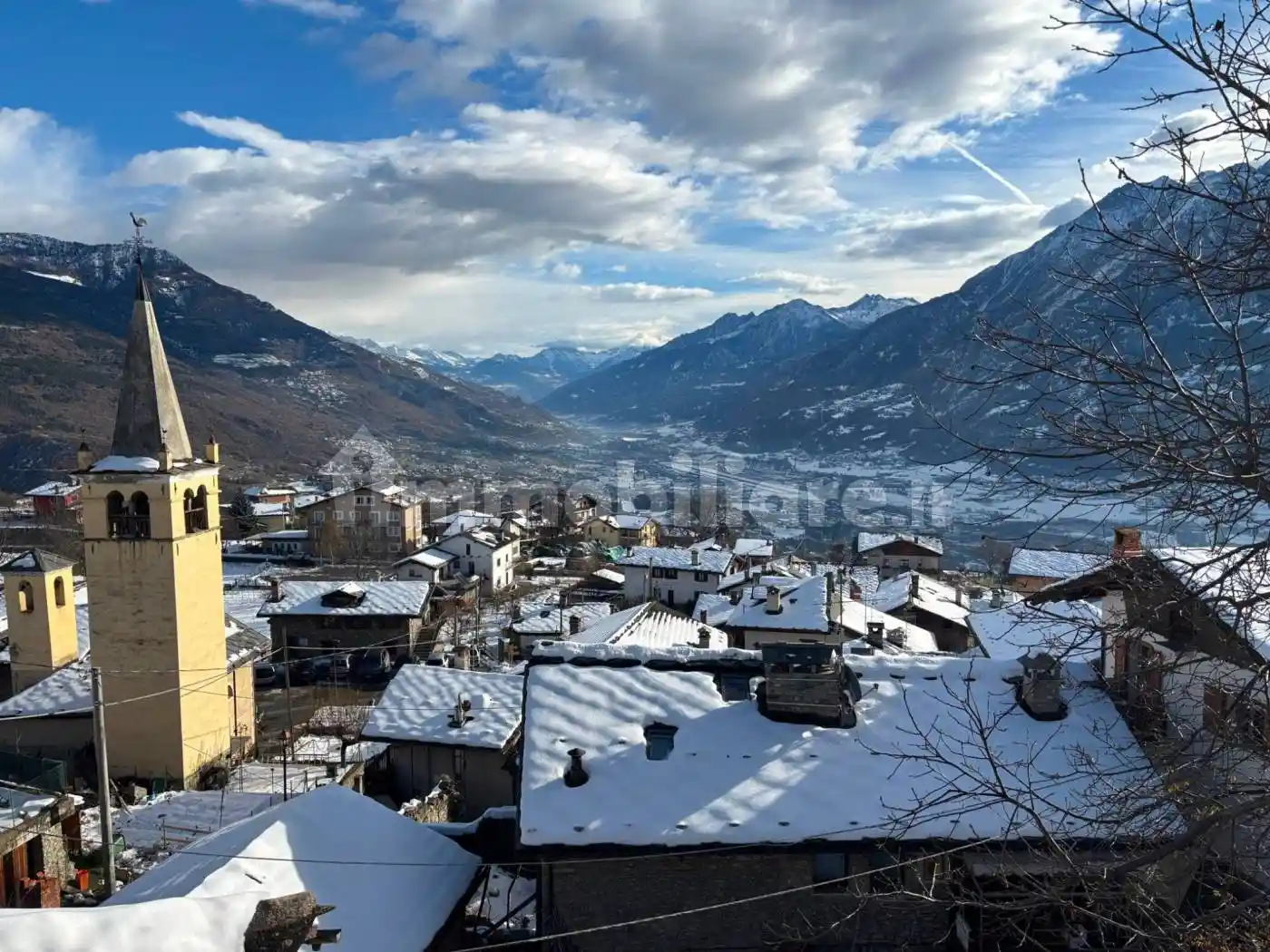 Casa indipendente in vendita a Aosta