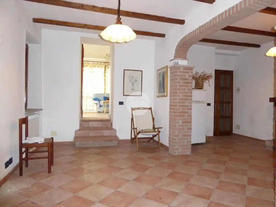 Casa indipendente in vendita a Montù Beccaria