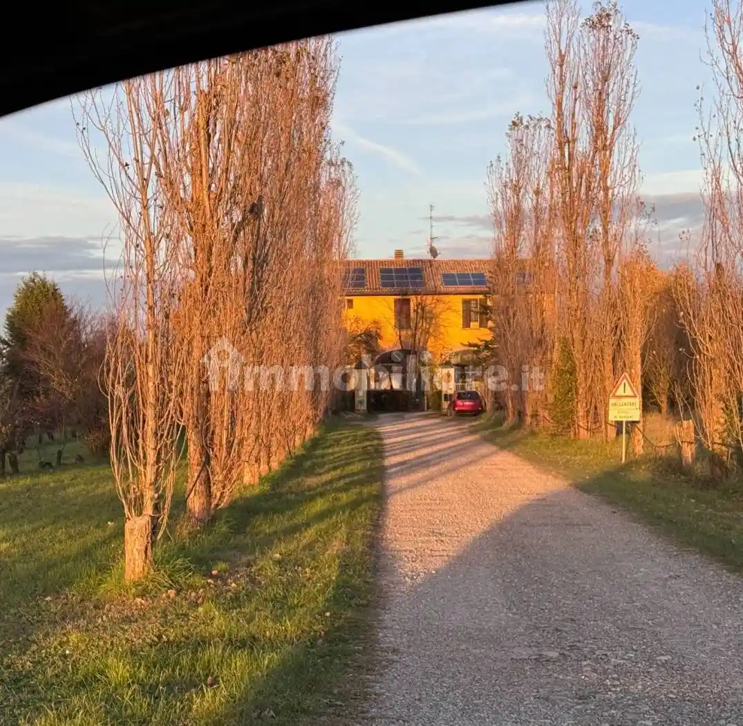 Villa in vendita a Modena