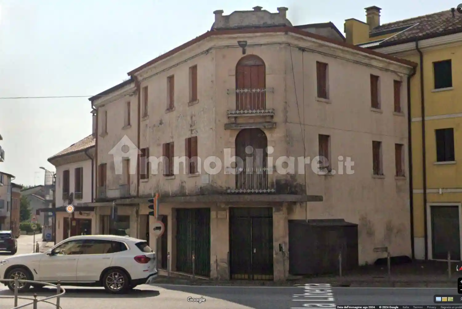 Palazzo - Edificio in vendita a Susegana