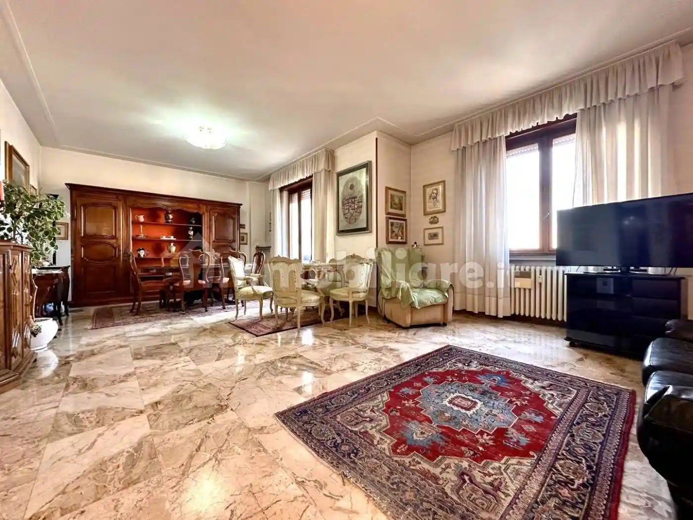 Appartamento in vendita a Piacenza